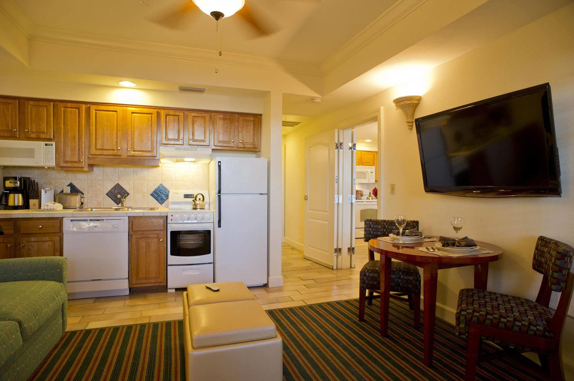 Hilton Vacation Club Grand Beach Orlando Resort Lake Buena Vista